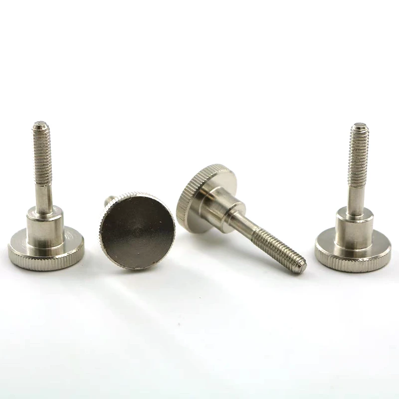 Vít ngón tay cái đầu có khía