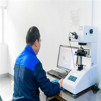 Các nhà sản xuất vít phần cứng kiểm soát chất lượng nghiêm ngặt và chuẩn bị c...